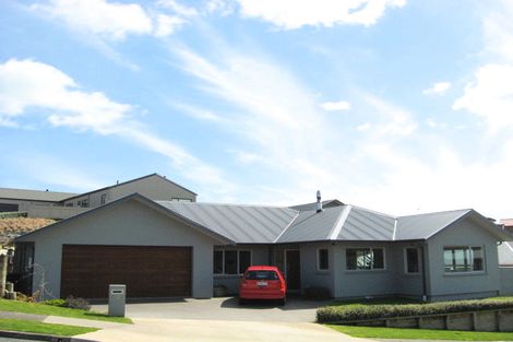 Photo of property in 13 Maple Crescent, Whalers Gate, New Plymouth, 4310