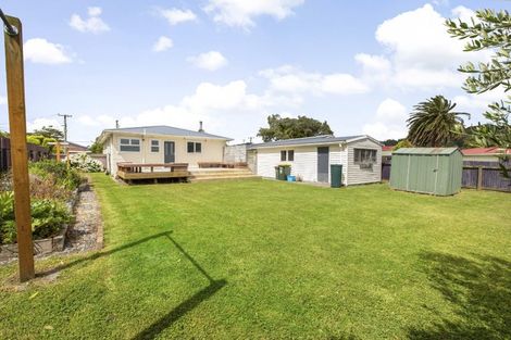 Photo of property in 28 Russell Road, Wainuiomata, Lower Hutt, 5014