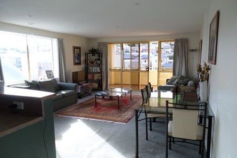 Photo of property in 5d/5 Kent Terrace, Mount Victoria, Wellington, 6011