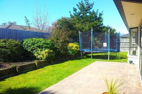 Photo of property in 18 Amoka Crescent, Parklands, Christchurch, 8083