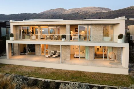 Photo of property in 16 Advance Terrace, Arrowtown, 9302