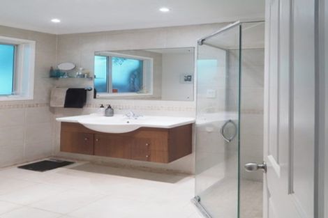 Photo of property in 191 Shaw Road, Oratia, Auckland, 0604