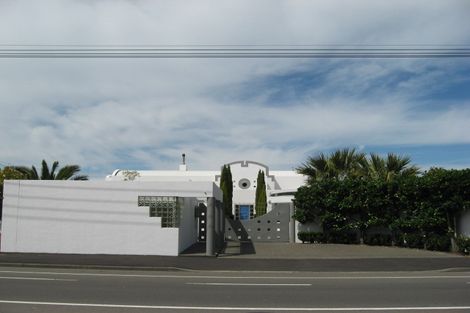 Photo of property in 135 Main Road, Redcliffs, Christchurch, 8081