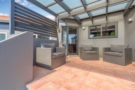 Photo of property in 10 Strata View, Western Heights, Hamilton, 3200