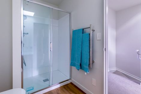 Photo of property in 4/2 Moor Avenue, Te Atatu Peninsula, Auckland, 0610