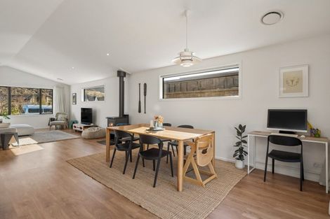 Photo of property in 39 Drysdale Road, Jacks Point, 9371