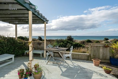 Photo of property in 265 Papamoa Beach Road, Papamoa Beach, Papamoa, 3118