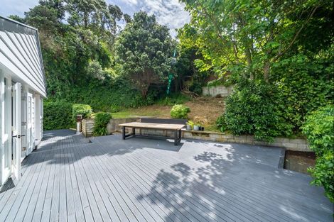 Photo of property in 20 Raroa Place, Pukerua Bay, 5026