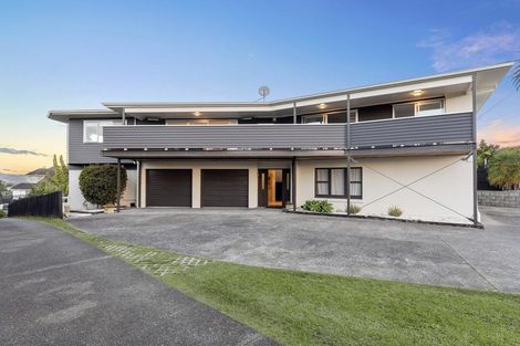 Photo of property in 113 Litten Road, Cockle Bay, Auckland, 2014