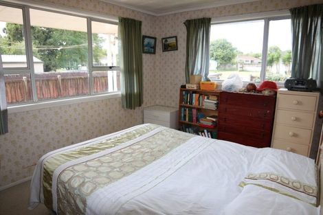 Photo of property in 8 Huia Street, Waiuku, 2123