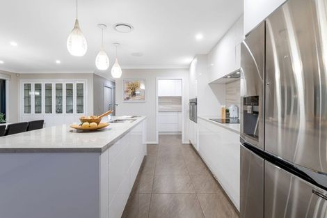 Photo of property in 14 Wangapeka Way, Aotea, Porirua, 5024