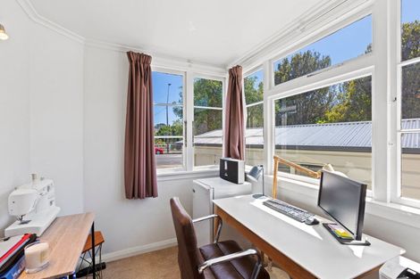 Photo of property in 420 Devon Street East, Strandon, New Plymouth, 4312