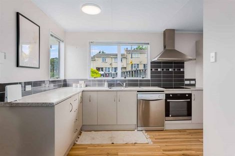 Photo of property in 66 Sievers Grove, Cannons Creek, Porirua, 5024