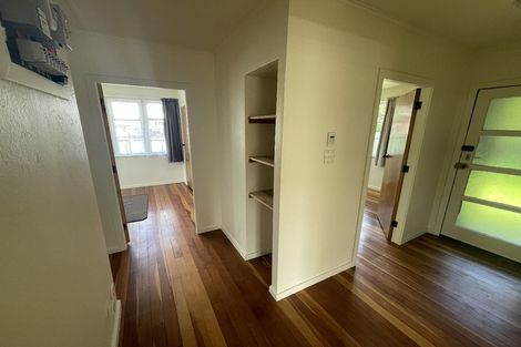 Photo of property in 352 Cambridge Terrace, Naenae, Lower Hutt, 5011