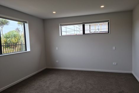 Photo of property in 10 Lussa Close, Broomfield, Christchurch, 8042