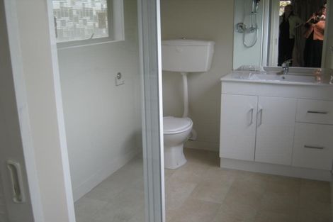 Photo of property in 189a Birkdale Road, Birkdale, Auckland, 0626