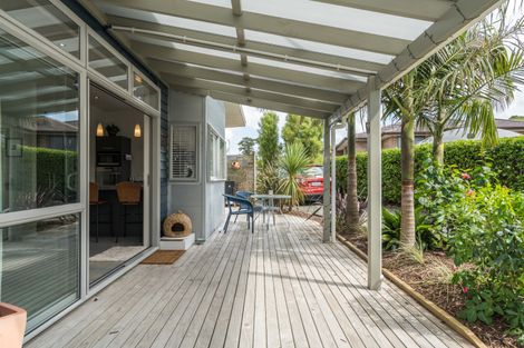 Photo of property in 11 Kakapo Place, Mangawhai, 0505