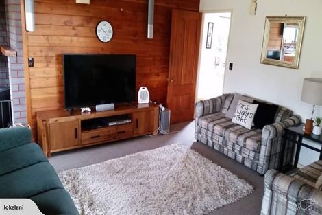 Photo of property in 12 Kaitake Place, Oakura, 4314