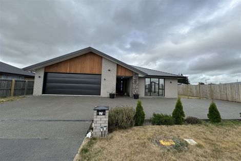 Photo of property in 7 Fountain Place, Rolleston, 7614