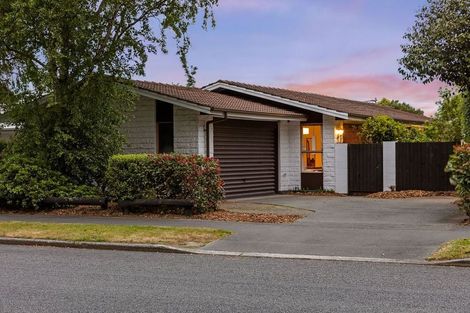Photo of property in 236 Keyes Road, New Brighton, Christchurch, 8083