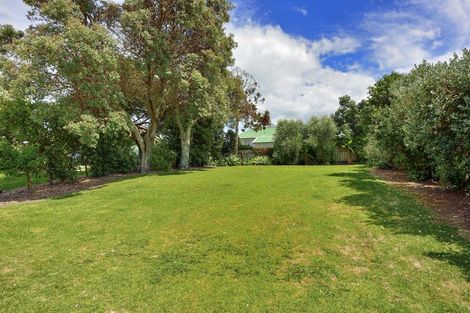 Photo of property in 140 Newcastle Street, Mahia, 4198