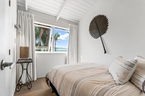 Photo of property in 465 Leigh Road, Whangateau, 0985