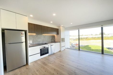 Photo of property in 301/3 Kaipiho Lane, Albany, Auckland, 0632