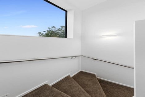 Photo of property in 89c Reeves Road, Pakuranga, Auckland, 2010