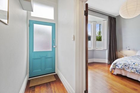 Photo of property in 347 Adelaide Road, Newtown, Wellington, 6021