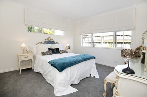 Photo of property in 14 Rutland Place, Taradale, Napier, 4112