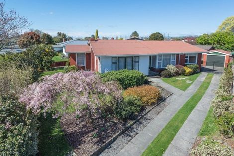 Photo of property in 147 Kendal Avenue, Burnside, Christchurch, 8053