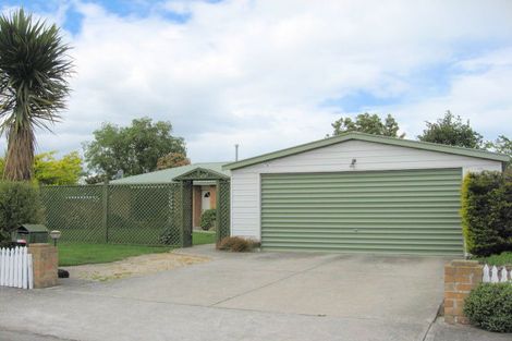 Photo of property in 4 Country Lane, Rangiora, 7400