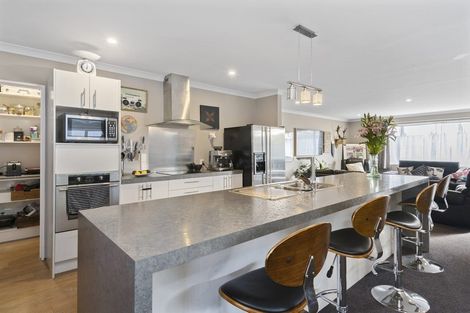 Photo of property in 44 Park Lane, Rolleston, 7614