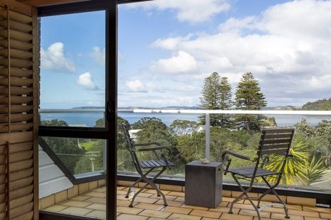 Photo of property in 47 Grand View Road, Leigh, 0985