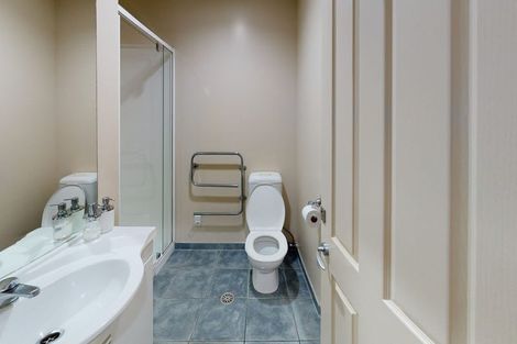 Photo of property in Atrium Towers, 4r/154 The Terrace, Wellington Central, Wellington, 6011