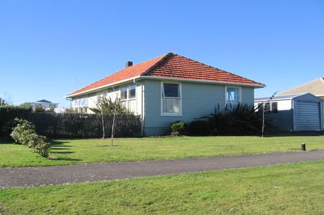 Photo of property in 11 Thames Street, Roslyn, Palmerston North, 4414