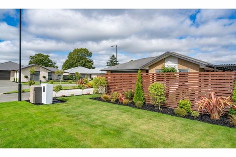 Photo of property in 6 Parawai Street, Marshland, Christchurch, 8083