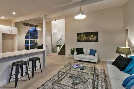 Photo of property in 1 Tremen Place, Pukekohe, 2120