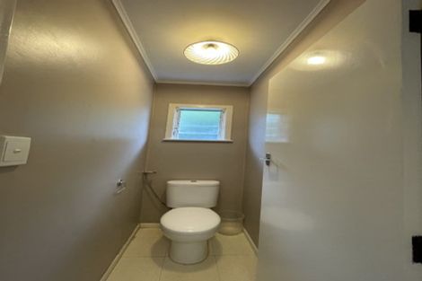 Photo of property in 117 Forrest Hill Road, Forrest Hill, Auckland, 0620