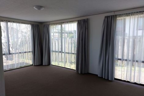 Photo of property in 1 Mona Vale, West Harbour, Auckland, 0618