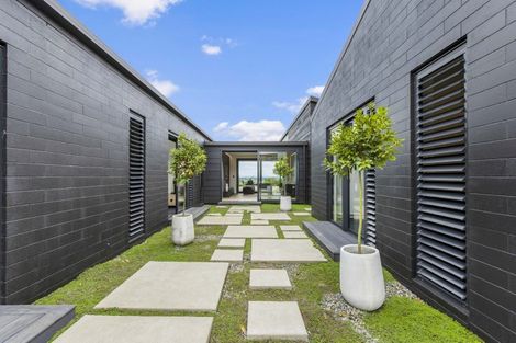 Photo of property in 296 Kitchener Road, Pukekohe, 2120