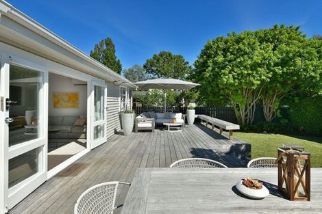 Photo of property in 7 Ardlui Avenue, Manly, Whangaparaoa, 0930