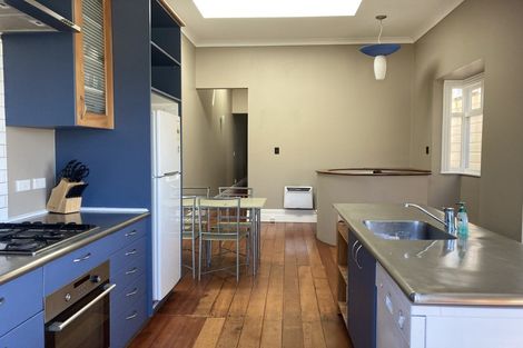 Photo of property in 145 Tasman Street, Mount Cook, Wellington, 6021