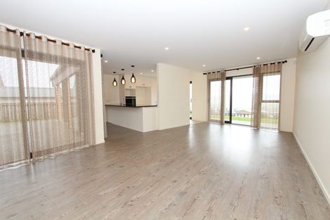 Photo of property in 47 Cedarwood Street, Woodridge, Wellington, 6037