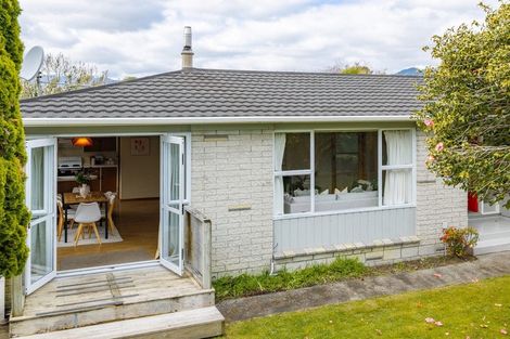 Photo of property in 120 Alexander Road, Raumati Beach, Paraparaumu, 5032