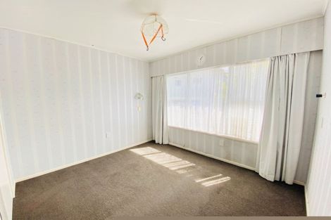 Photo of property in 150 Mokoia Road, Chatswood, Auckland, 0626