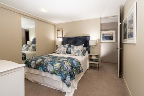 Photo of property in Highwic, 13/32 Hobson Street, Thorndon, Wellington, 6011