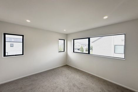 Photo of property in 49 Kairakau Street, Papakura, 2110