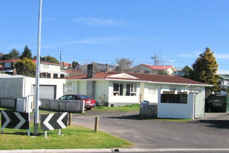 Photo of property in 12 Odlin Crescent, Nawton, Hamilton, 3200