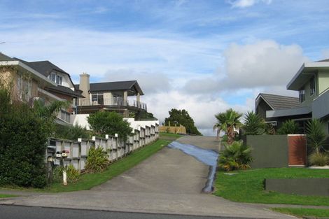 Photo of property in 26 Somerville Road, Shelly Park, Auckland, 2014